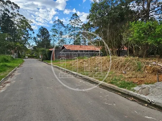 Terreno com 504m², à venda, no bairro Parque do Terceiro Lago em São Paulo