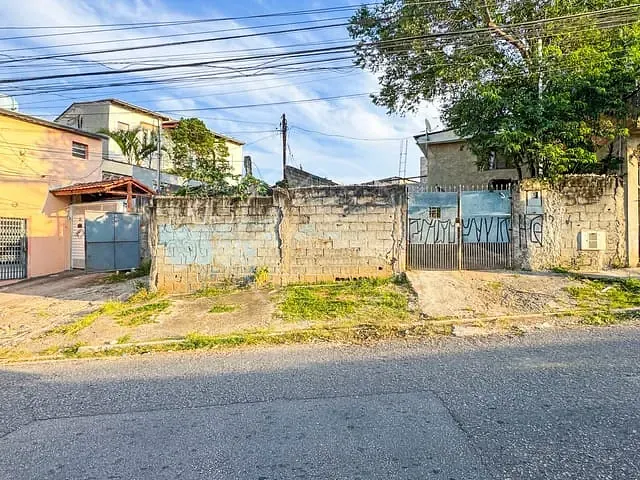Terreno com 2018m², à venda, no bairro Jardim Imperial em São Paulo