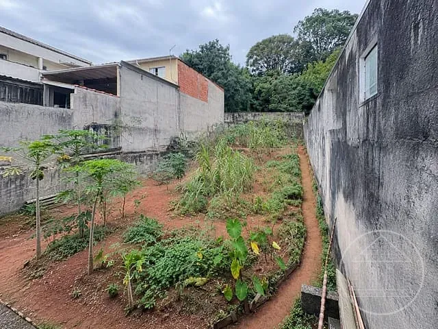 Terreno com 180m², à venda, no bairro Jardim Herplin em São Paulo