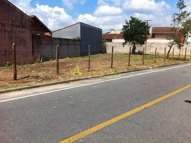 Terreno com 587m², à venda, no bairro Residencial Mombaça em Pindamonhangaba