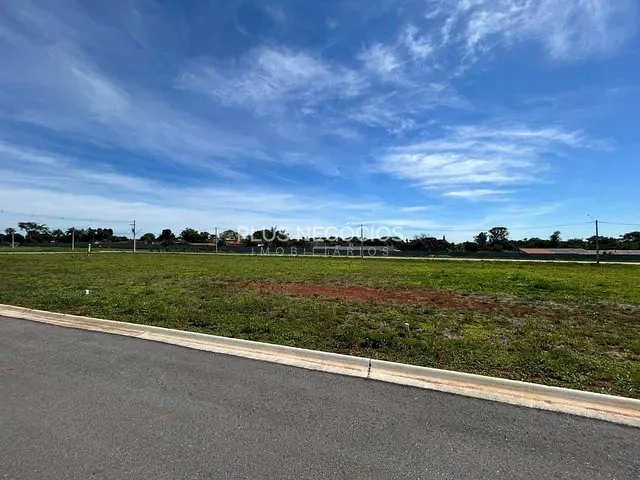 Terreno com 250m², à venda, no bairro Parque Santo Antonio em Araçoiaba da Serra