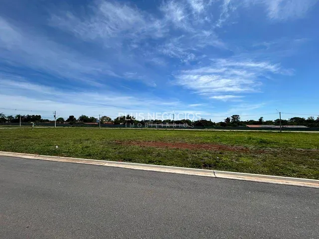 Terreno com 250m², à venda, no bairro Parque Santo Antonio em Araçoiaba da Serra