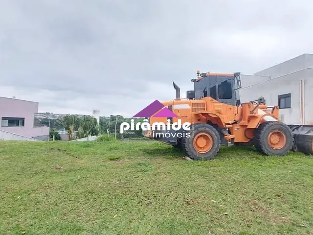 Terreno com 715m², à venda, no bairro Urbanova em São José dos Campos