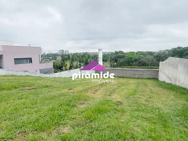 Terreno com 715m², à venda, no bairro Urbanova em São José dos Campos
