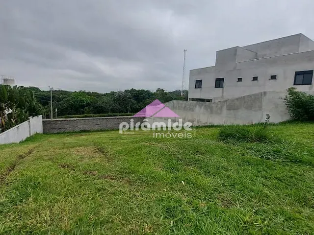 Terreno com 715m², à venda, no bairro Urbanova em São José dos Campos