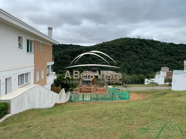 Terreno com 490m², à venda, no bairro Colinas da Anhanguera em Santana de Parnaíba
