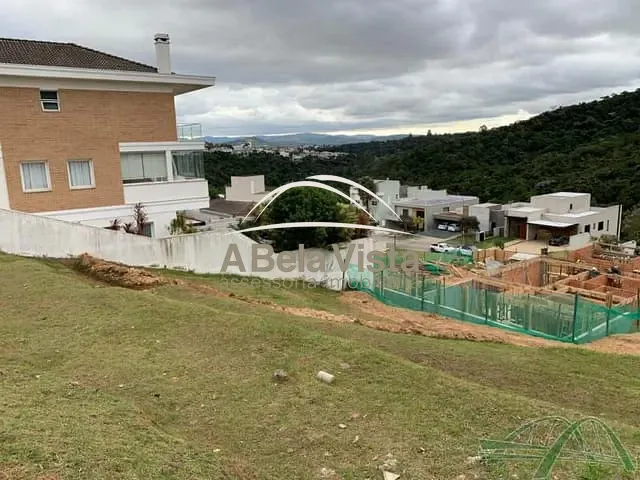 Terreno com 490m², à venda, no bairro Colinas da Anhanguera em Santana de Parnaíba