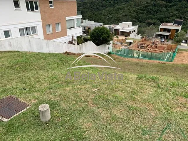 Terreno com 490m², à venda, no bairro Colinas da Anhanguera em Santana de Parnaíba