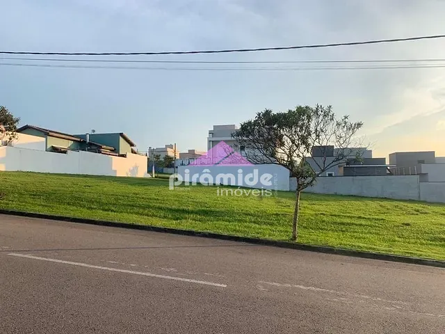 Terreno com 300m², à venda, no bairro Condomínio Terras do Vale em Caçapava