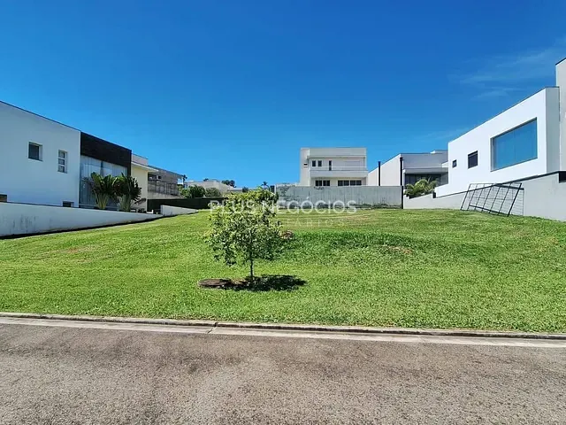 Terreno com 421m², à venda, no bairro Alphaville Nova Esplanada em Votorantim