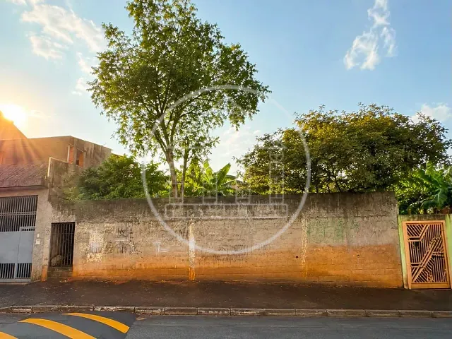 Terreno com 795m², à venda, no bairro Jardim Rio Bonito em São Paulo