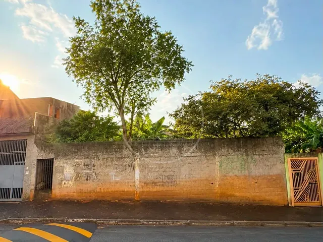Terreno com 795m², à venda, no bairro Jardim Rio Bonito em São Paulo
