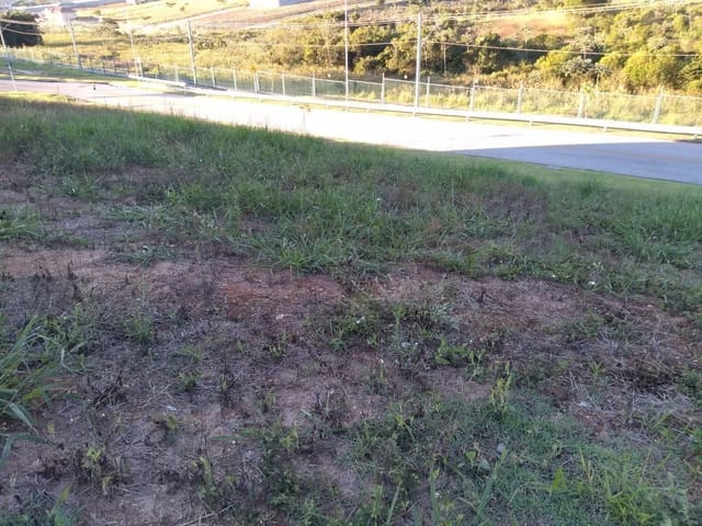 Terreno com 451m², à venda, no bairro Urbanova em São José dos Campos