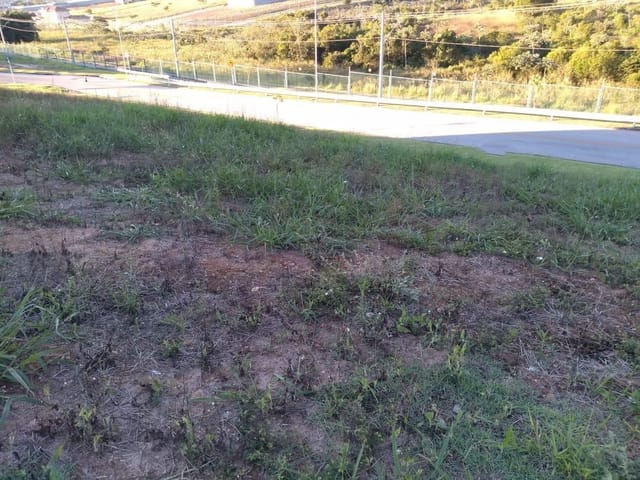 Terreno com 451m², à venda, no bairro Urbanova em São José dos Campos