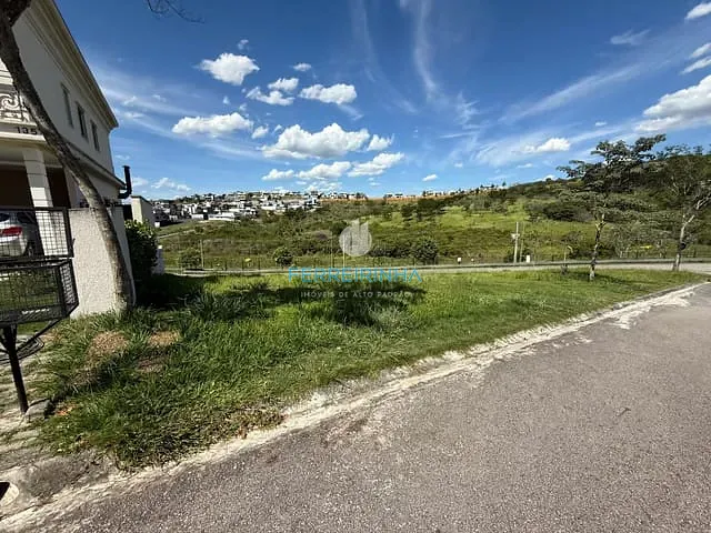 Terreno com 451m², à venda, no bairro Urbanova em São José dos Campos