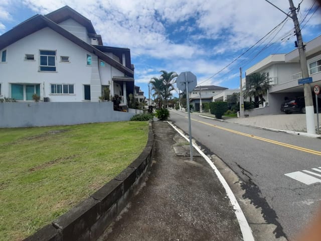 Terreno com 329m², à venda, no bairro Urbanova em São José dos Campos