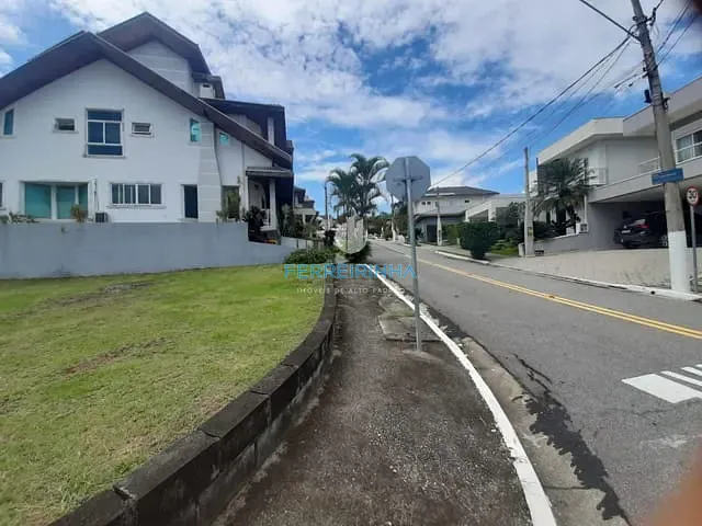 Terreno com 329m², à venda, no bairro Urbanova em São José dos Campos