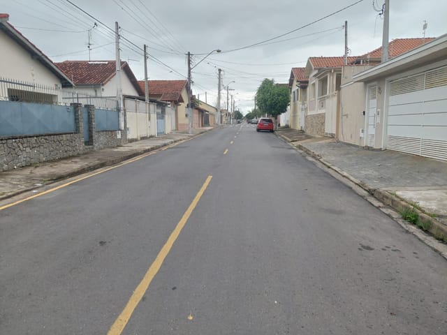 Terreno com 724m², à venda, no bairro Chácara Galega em Pindamonhangaba