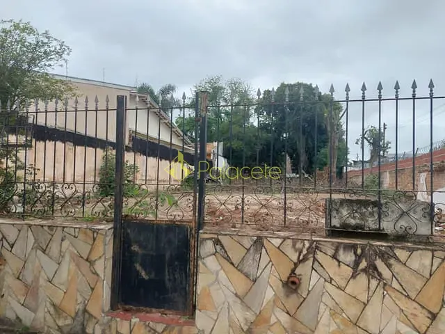 Terreno com 724m², à venda, no bairro Chácara Galega em Pindamonhangaba