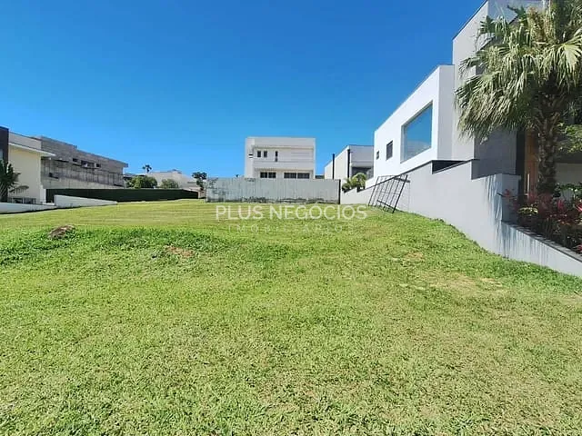Terreno com 421m², à venda, no bairro Alphaville Nova Esplanada em Votorantim