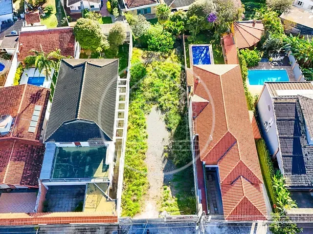 Terreno com 539m², à venda, no bairro Interlagos em São Paulo