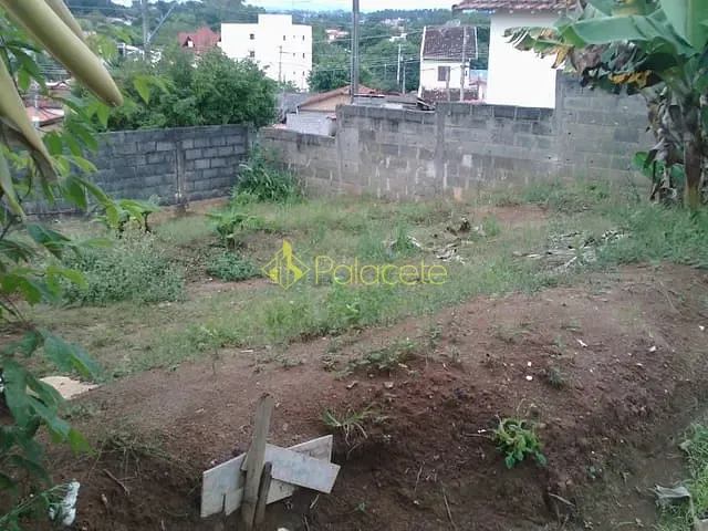 Terreno com 250m², à venda, no bairro Residencial e Comercial Cidade Jardim em Pindamonhangaba