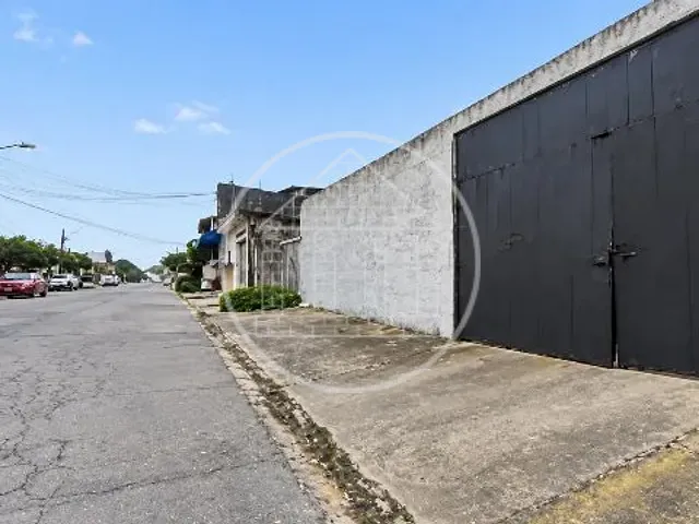 Terreno com 500m², à venda, no bairro Jardim Castro Alves em São Paulo