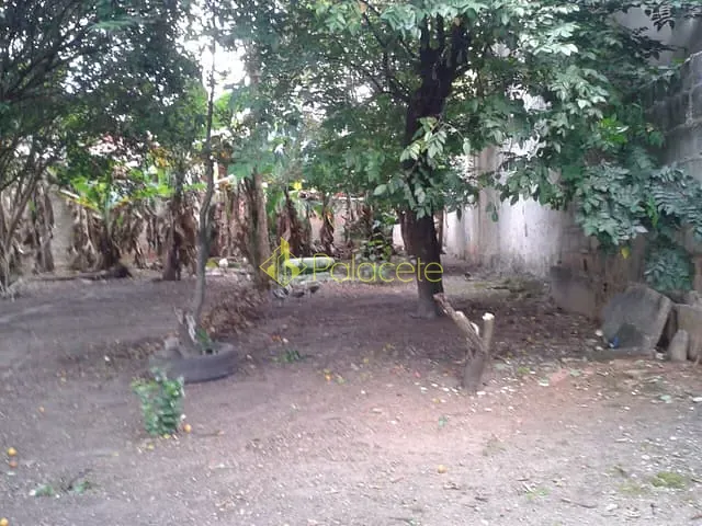 Terreno com 886m², à venda, no bairro Jardim Maria Emília em Pindamonhangaba