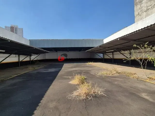 Terreno com 1000m², para alugar, no bairro Fundação em São Caetano do Sul