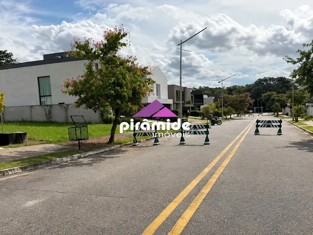 Terreno com 450m², à venda, no bairro Urbanova em São José Dos Campos