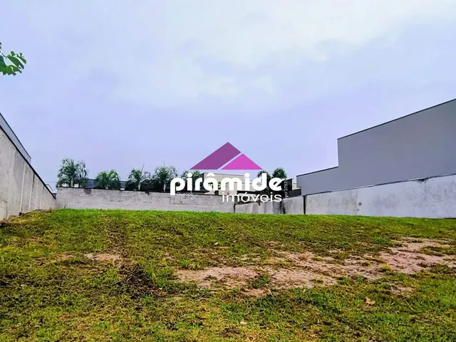 Terreno com 540m², à venda, no bairro Piedade em Caçapava