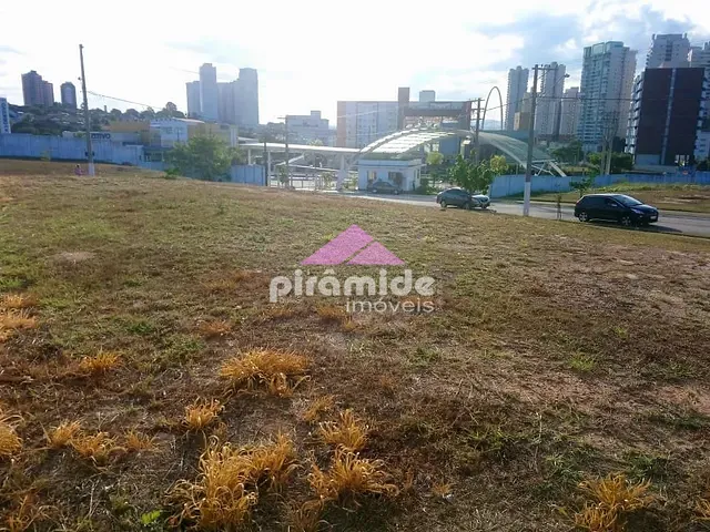 Terreno com 450m², à venda, no bairro Jardim Serimbura em São José dos Campos
