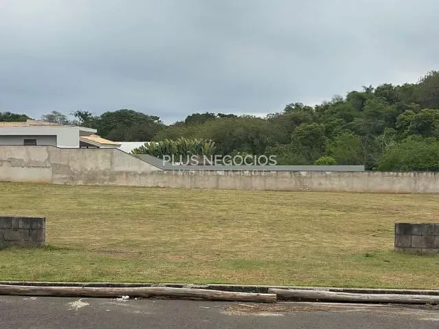 Terreno com 1125m², à venda, no bairro Chácaras Residenciais Santa Maria em Votorantim