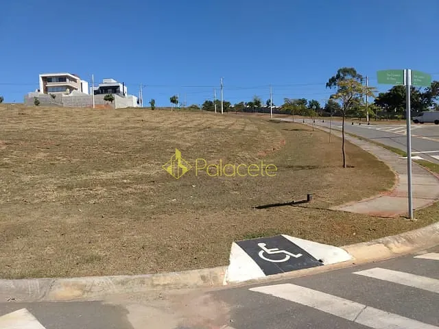 Terreno com 337m², à venda, no bairro Jardim Marlene Miranda em Taubaté