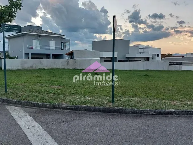 Terreno com 453m², à venda, no bairro Condomínio Terras do Vale em Caçapava