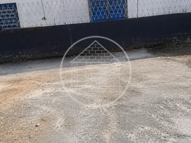Terreno com 600m², para alugar, no bairro Capela do Socorro em São Paulo