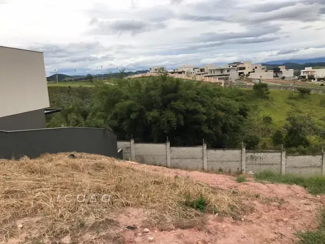 Terreno com 559m², à venda, no bairro Condomínio Residencial Alphaville I em São José dos Campos