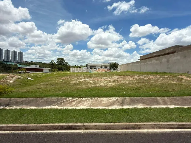 Terreno com 1280m², à venda, no bairro Parque Reserva Fazenda Imperial em Sorocaba