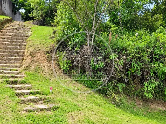 Terreno com 672m², à venda, no bairro Fazenda da Ilha em Embu-Guaçu