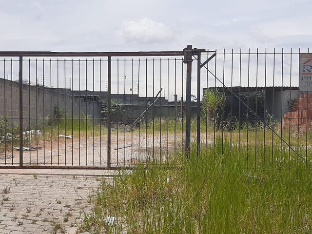 Terreno com 600m², à venda, no bairro Colinas do Paratehy em São José dos Campos