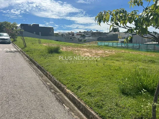 Terreno com 360m², à venda, no bairro Além Ponte em Sorocaba
