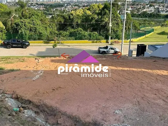Terreno com 335m², à venda, no bairro Urbanova em São José Dos Campos