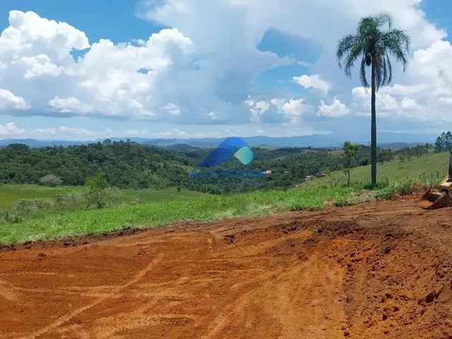 Terreno com 684m², à venda, no bairro Jacareí em Jacareí