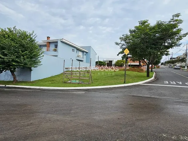 Terreno com 400m², à venda, no bairro Jardim Vila São Domingos em Sorocaba