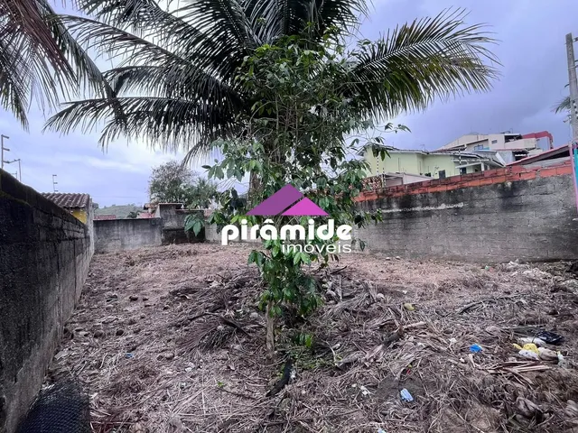 Terreno com 270m², à venda, no bairro Martim de Sá em Caraguatatuba