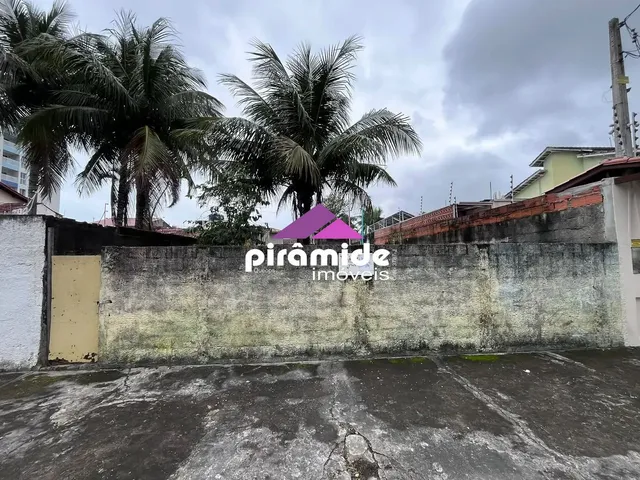 Terreno com 270m², à venda, no bairro Martim de Sá em Caraguatatuba