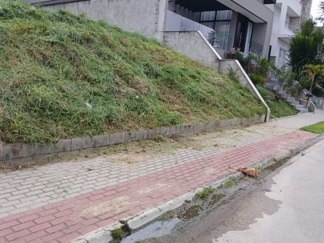 Terreno com 450m², à venda, no bairro Condomínio Residencial Jaguary em São José dos Campos