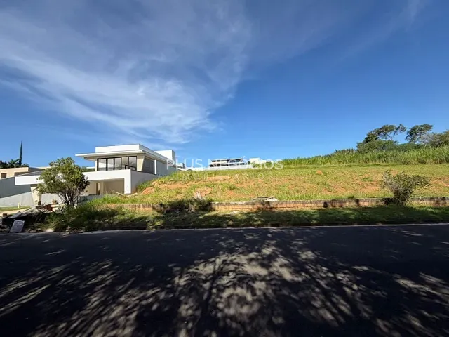 Terreno com 1000m², à venda, no bairro Chácaras Residenciais Santa Maria em Votorantim
