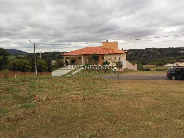 Terreno com 979m², à venda, no bairro cercado em Araçoiaba da Serra