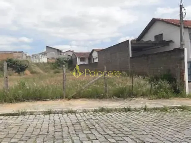 Terreno com 762m², à venda, no bairro Centro em Pindamonhangaba